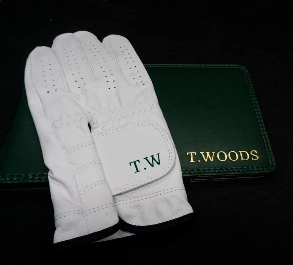 How To Select The Right Golf Gloves
