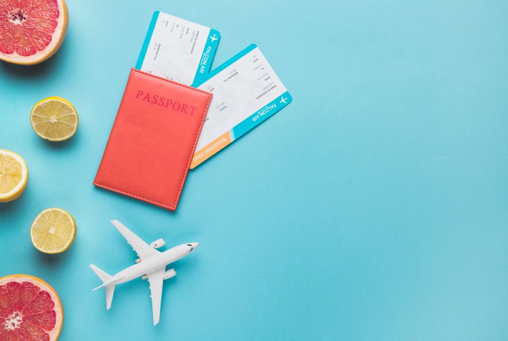Keep Your Travel Documents Safe: Personalised Passport Holders With Luggage Tags