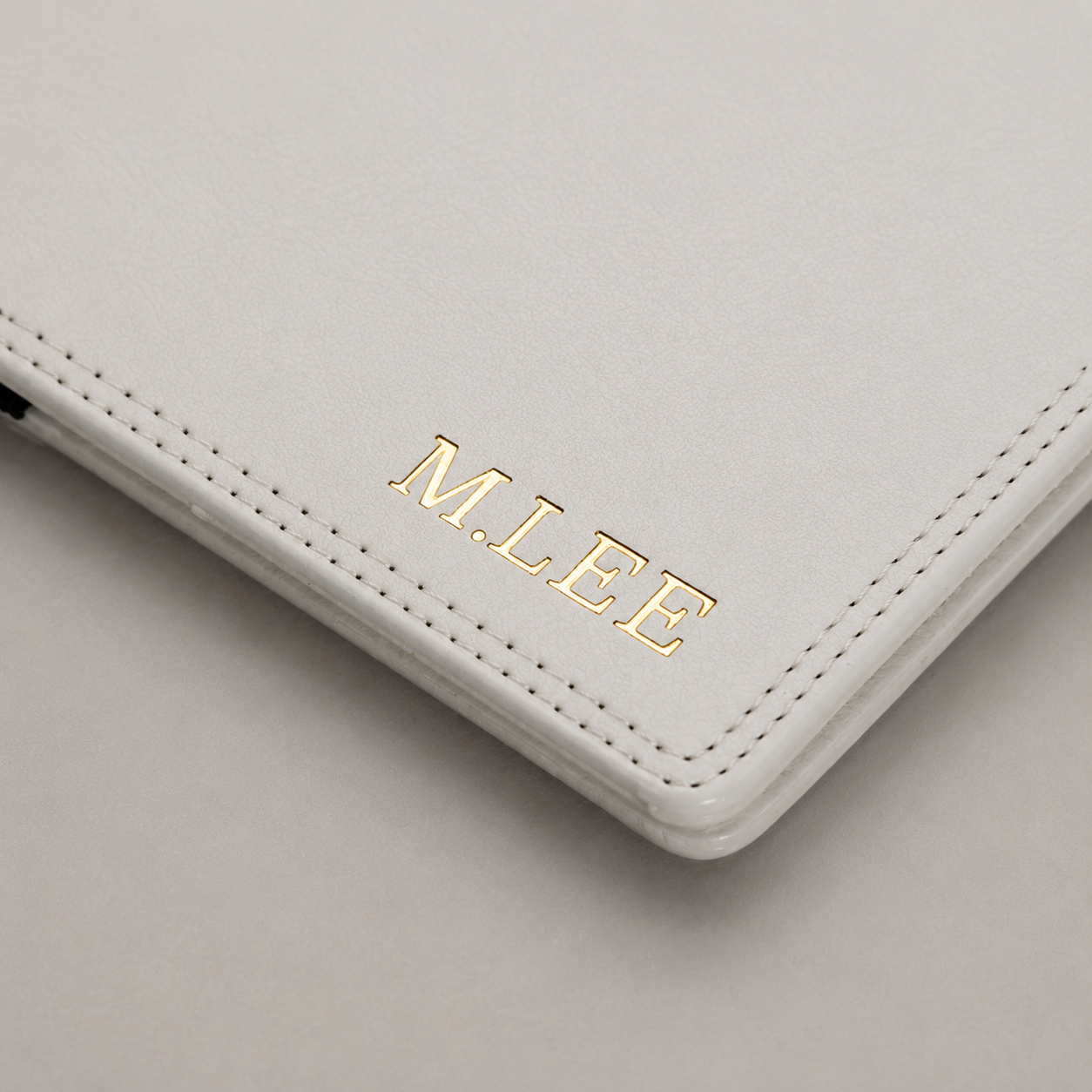 Personalised Golf Scorecard Holder (White)