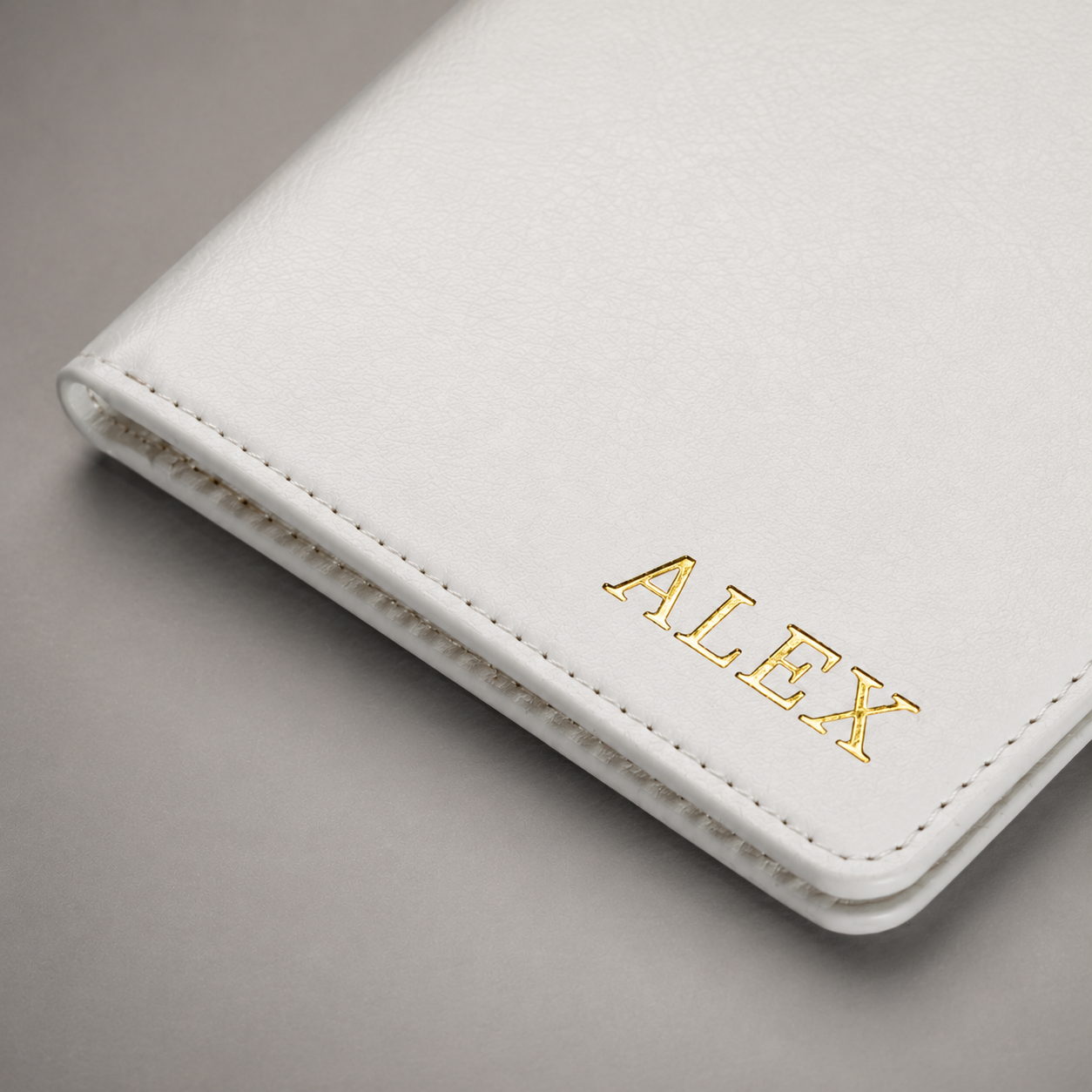 Personalised Passport Holder and Luggage Tag (White)