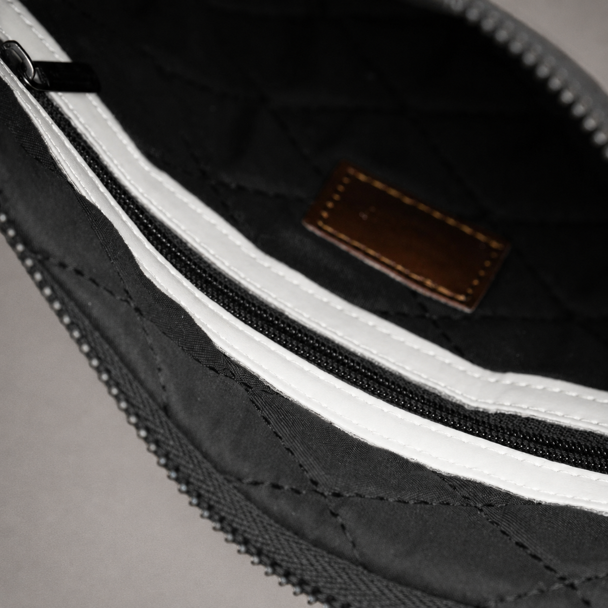 Personalised Golf Pouch Bag (White)