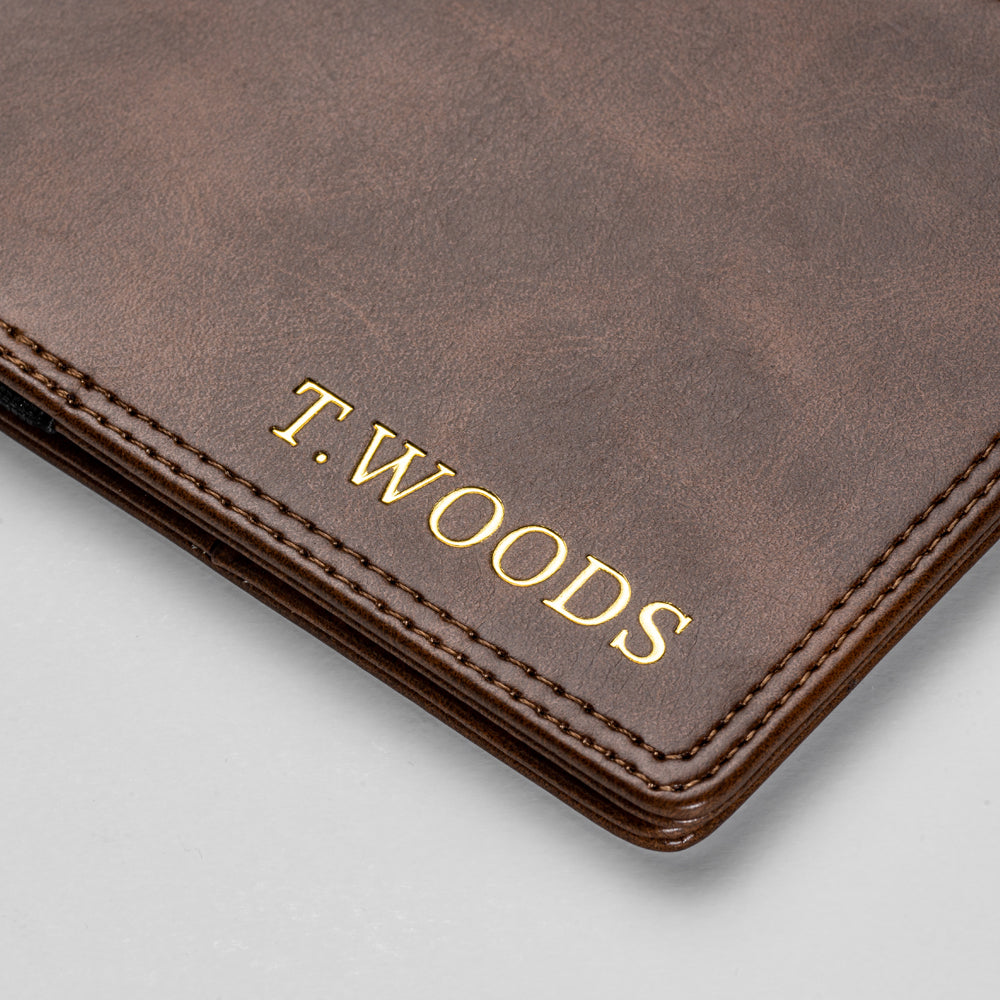 Personalised Golf Scorecard Holder (Brown)
